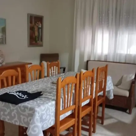 Chalet Con Piscina Privada Y Barbacoa Apartmán *