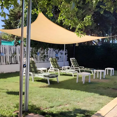 Chalet Con Piscina Privada Y Barbacoa *